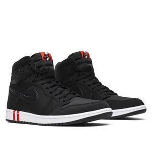 Men’s 2018 Paris Saint-Germain × Air Jordan 1 Retro
High OG in size 9